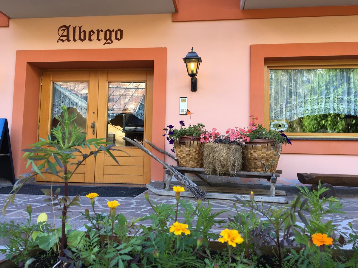Albergo La Bicocca Paneveggio Bagian luar foto